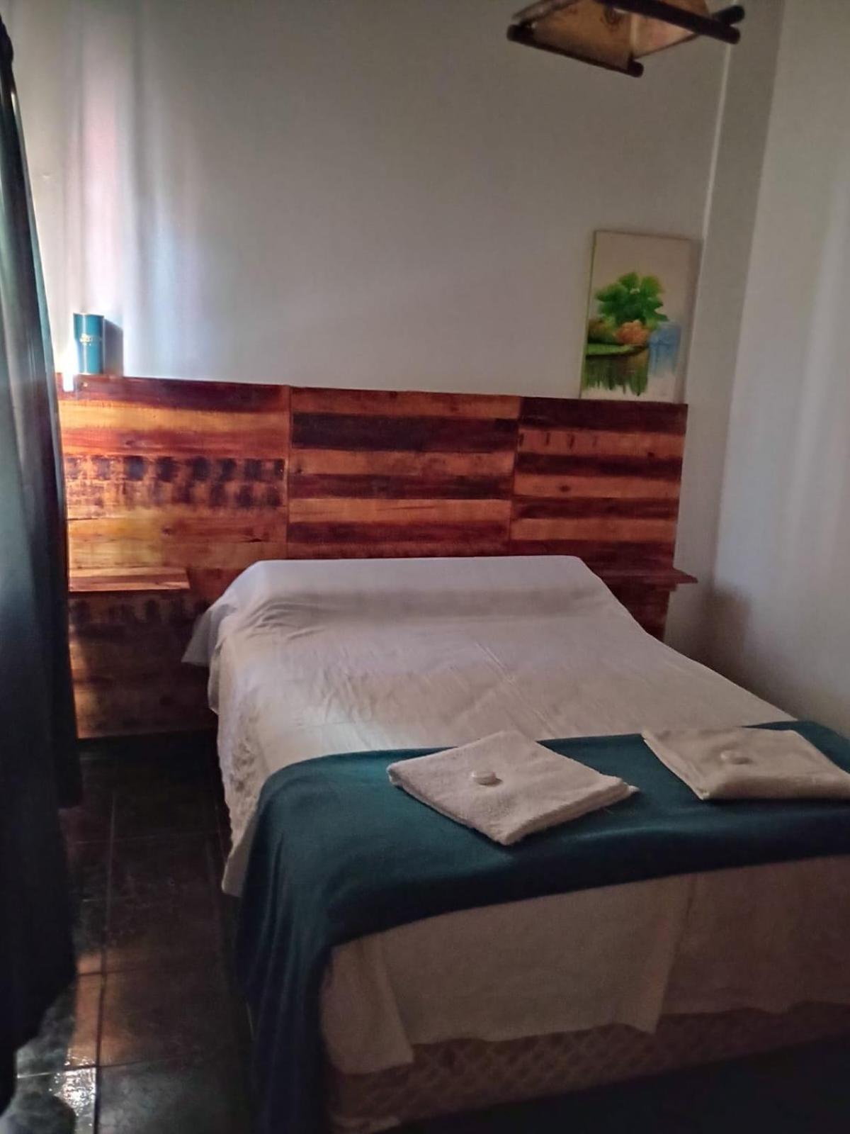 Hostal La Palmera Ezeiza Eksteriør billede