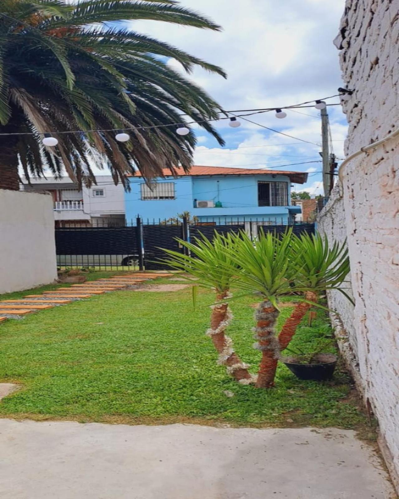 Hostal La Palmera Ezeiza Eksteriør billede